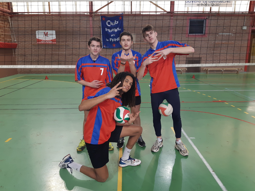Finale des championnats départementaux de volley à Noeux-les-mines
