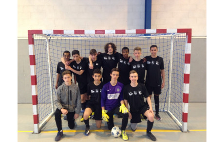 Qualification de l'équipe de futsal du lycée Diderot aux championnats de France!